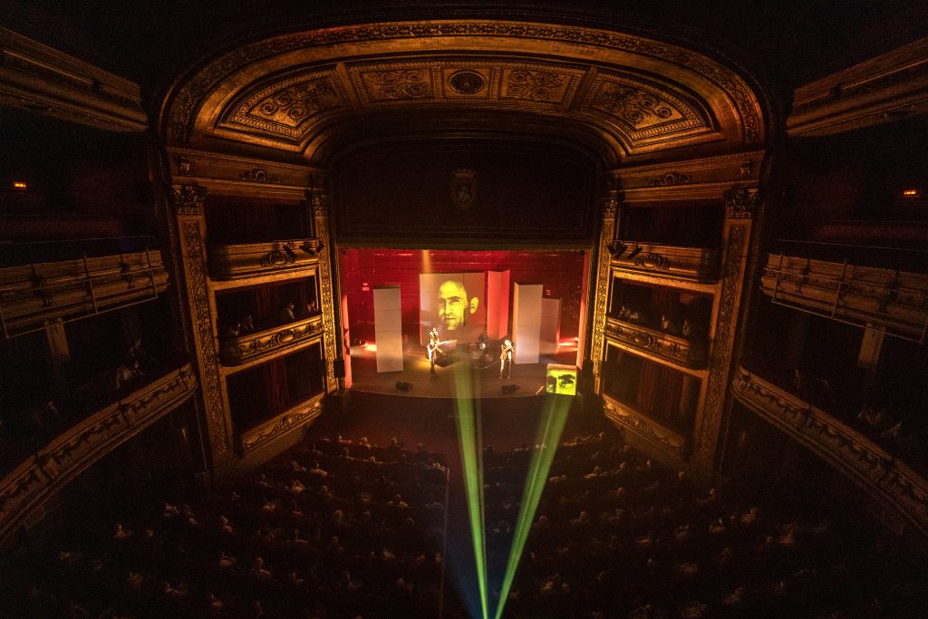 Imagen del espectáculo LUCIO en el Teatro Gayarre